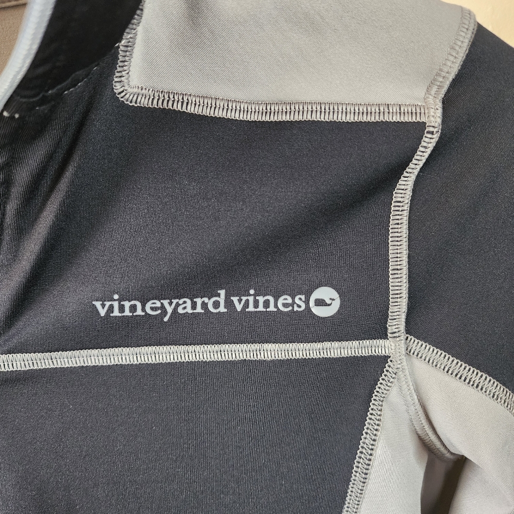 Vineyard Vines Performance Pullover | Black And G… - image 5
